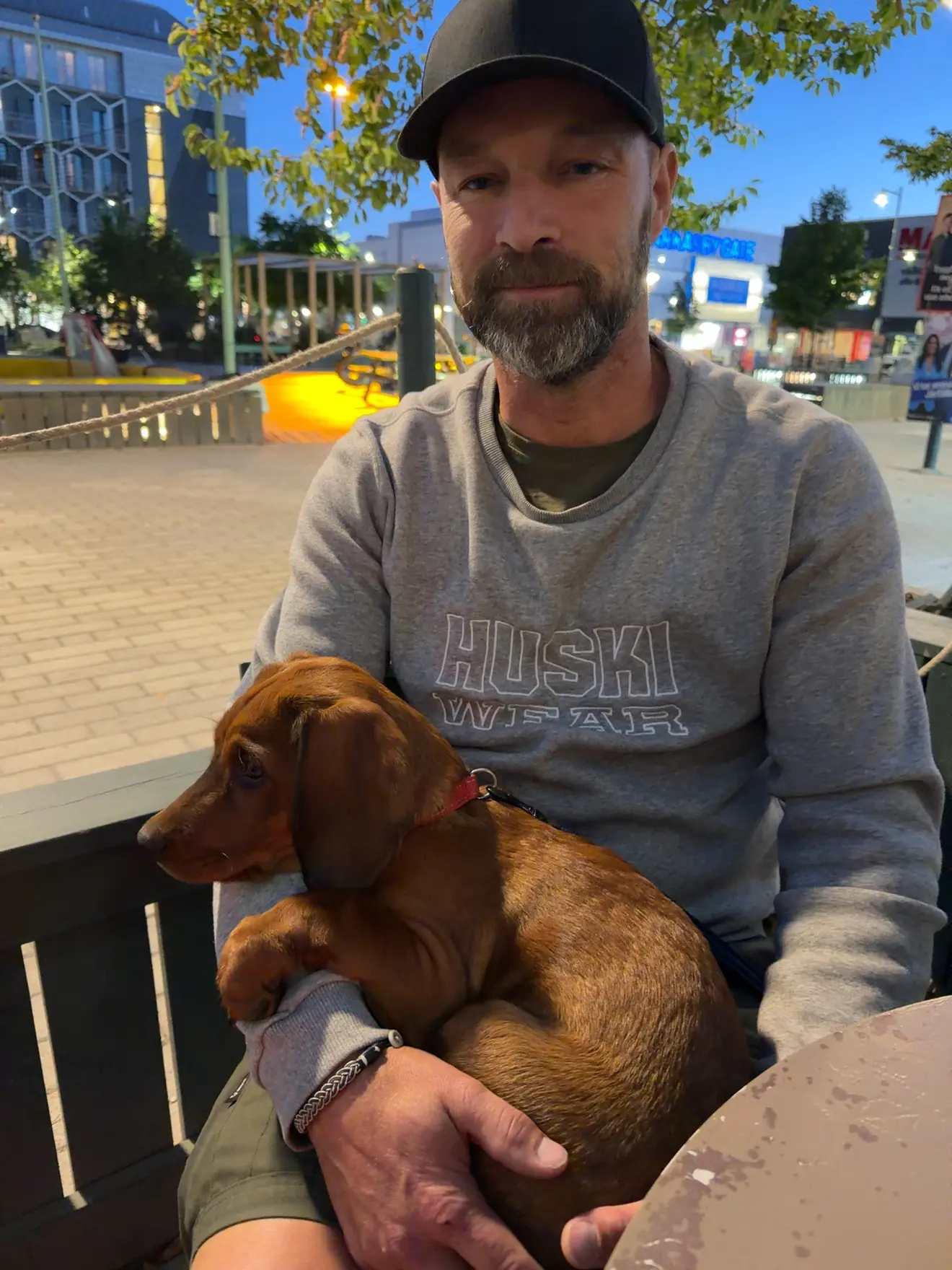 Andreas Wadman och hunden Cooper